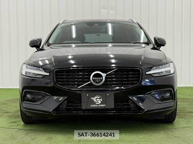 Volvo V60 2021-02 8629592-14