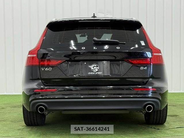 Volvo V60 2021-02 8629592-15