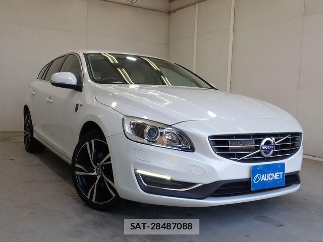 Volvo V60 2017-08 8629590-0