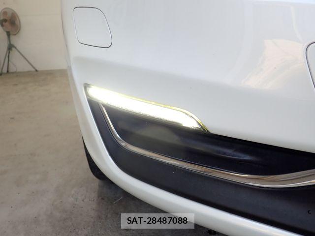 Volvo V60 2017-08 8629590-9