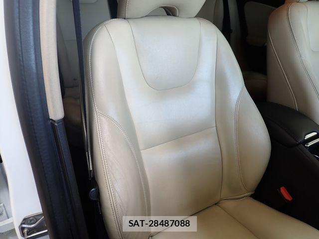 Volvo V60 2017-08 8629590-22