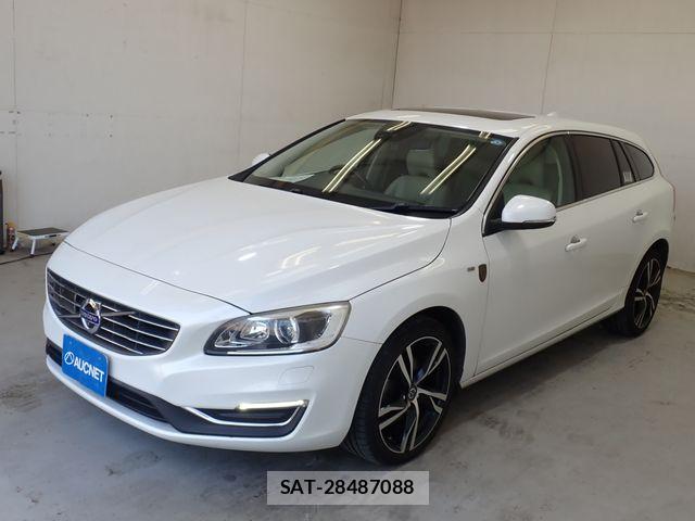 Volvo V60 2017-08 8629590-6