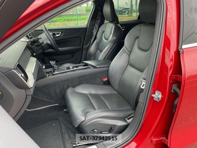 Volvo V60 2019-05 8629594-10