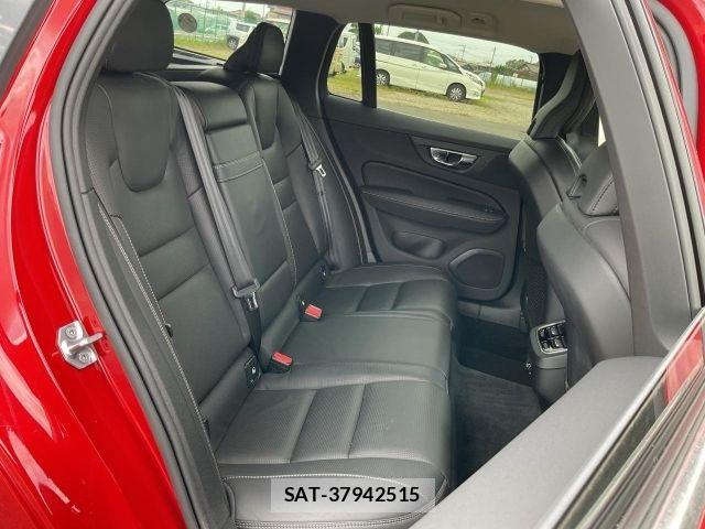 Volvo V60 2019-05 8629594-11