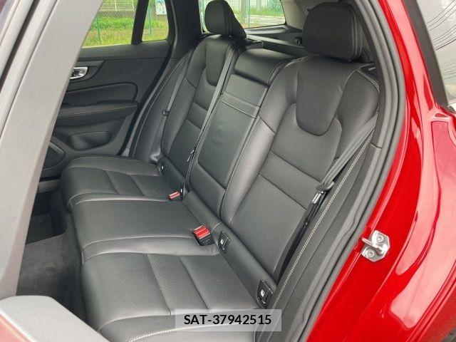 Volvo V60 2019-05 8629594-12