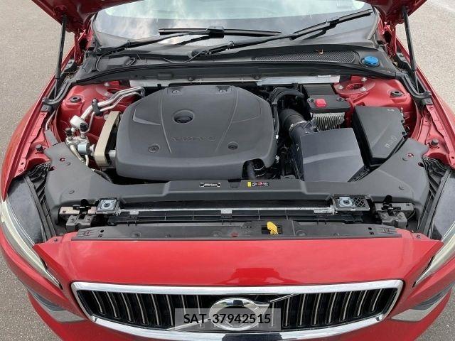Volvo V60 2019-05 8629594-14
