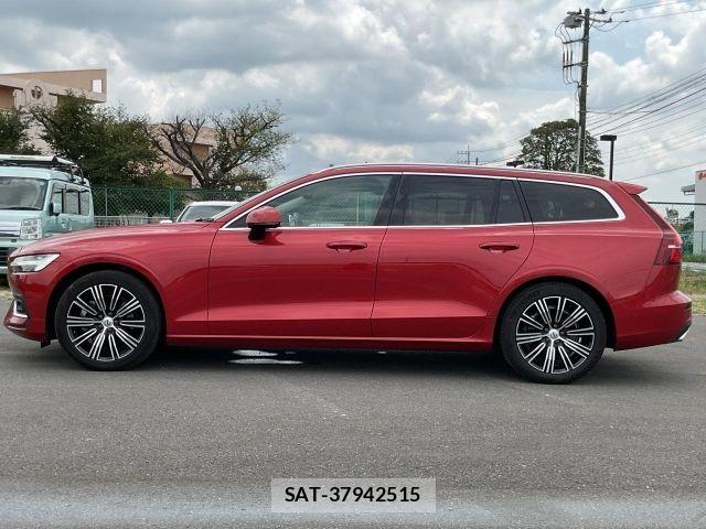 Volvo V60 2019-05 8629594-15