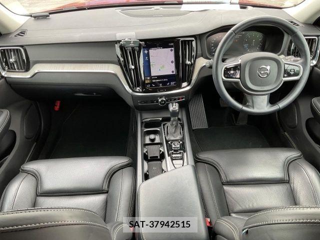 Volvo V60 2019-05 8629594-1
