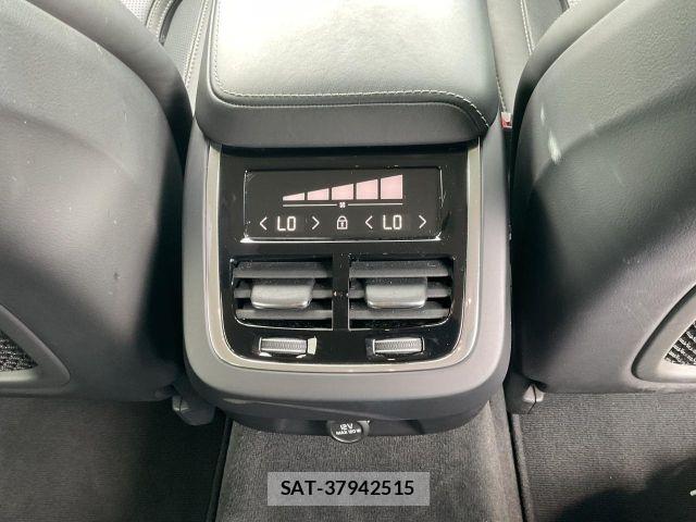 Volvo V60 2019-05 8629594-26