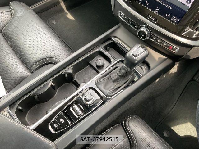 Volvo V60 2019-05 8629594-8