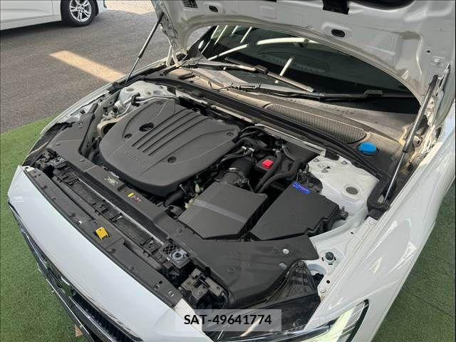 Volvo V60 2022-06 8629593-13