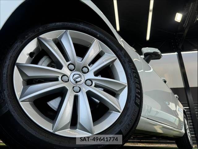 Volvo V60 2022-06 8629593-18