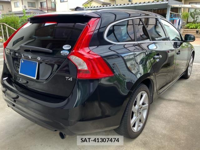 Volvo V60 2015-01 8629595-6