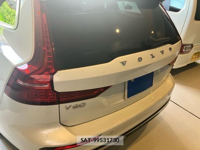 Volvo V60 2024-04 8662237-3