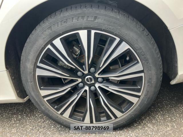 Volvo V60 2023-07 8667107-8