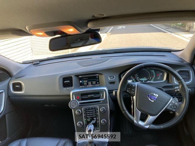 Volvo V60 2013-12 8662238-17