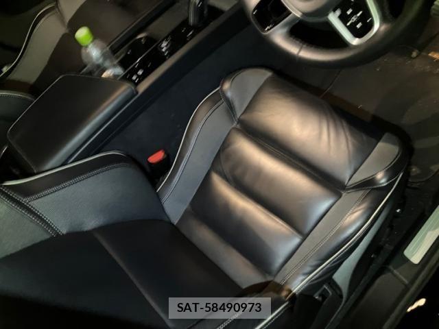 Volvo V60 2021-12 8667108-13