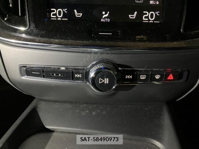 Volvo V60 2021-12 8667108-26