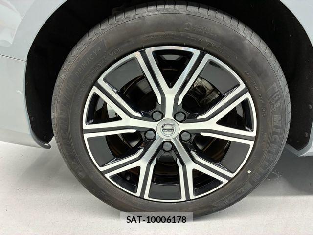 Volvo V60 2024-02 8686876-10
