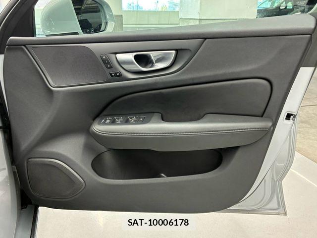 Volvo V60 2024-02 8686876-18