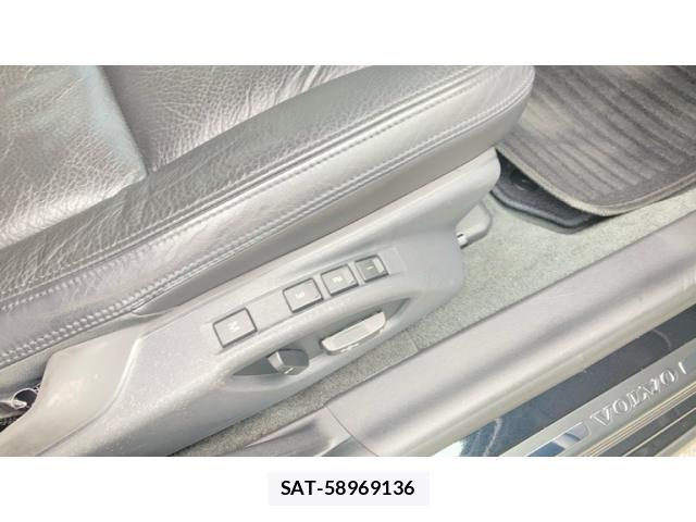 Volvo V60 2011-12 8746675-12