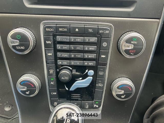 Volvo V60 2015-09 8746674-18