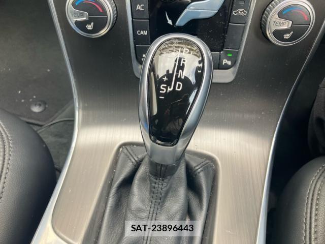 Volvo V60 2015-09 8746674-20