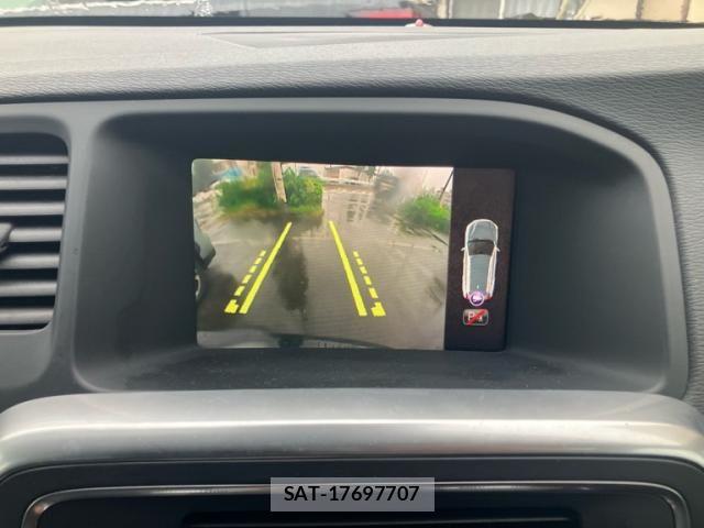 Volvo V60 2017-06 8746672-16