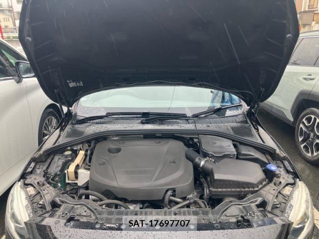 Volvo V60 2017-06 8746672-18