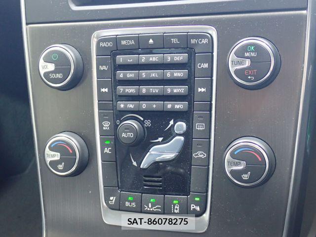 Volvo V60 2014-05 8746671-14