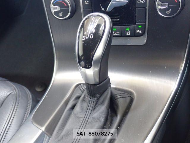 Volvo V60 2014-05 8746671-15