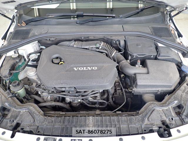 Volvo V60 2014-05 8746671-24
