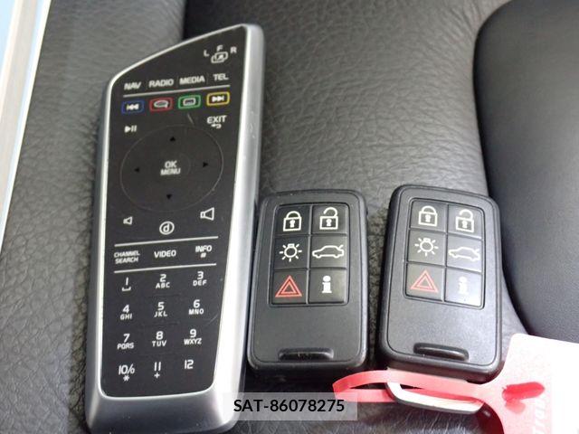 Volvo V60 2014-05 8746671-28