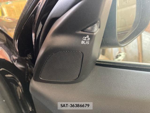 Volvo V60 2012-06 8746673-22
