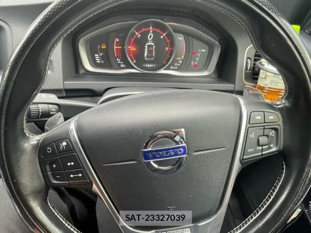 Volvo V60 2016-07 8782535-21