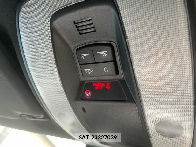 Volvo V60 2016-07 8782535-29