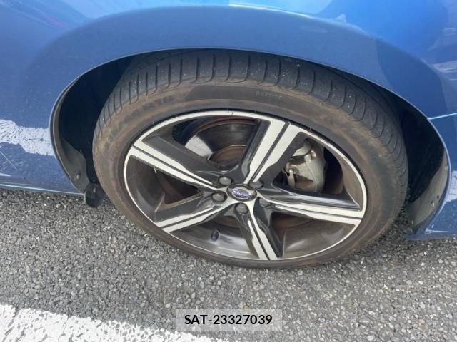 Volvo V60 2016-07 8782535-3