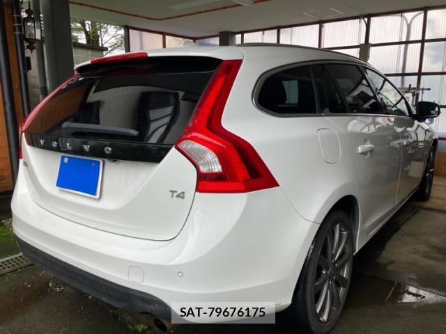 Volvo V60 2013-11 8832357-3