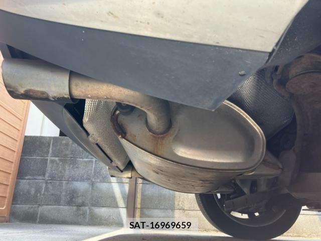 Volvo V60 2011-06 8832365-9