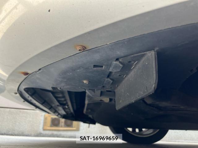 Volvo V60 2011-06 8832365-12