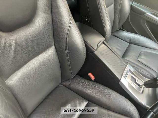 Volvo V60 2011-06 8832365-16