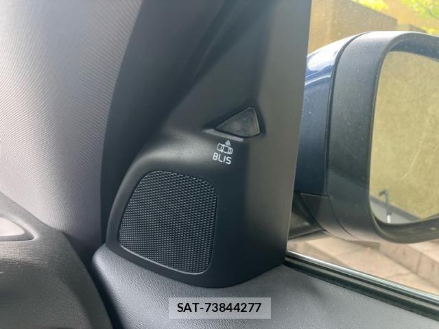 Volvo V60 2014-03 8832364-16