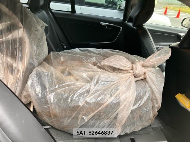 Volvo V60 2011-12 8851014-12