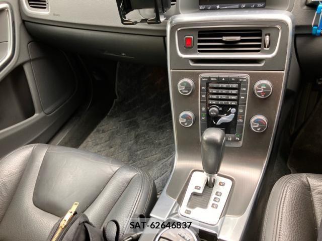 Volvo V60 2011-12 8851014-18