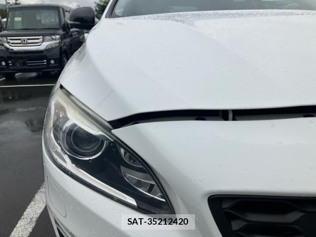 Volvo V60 2017-06 8851012-24
