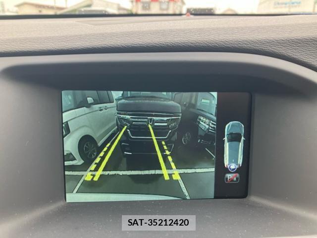 Volvo V60 2017-06 8851012-28