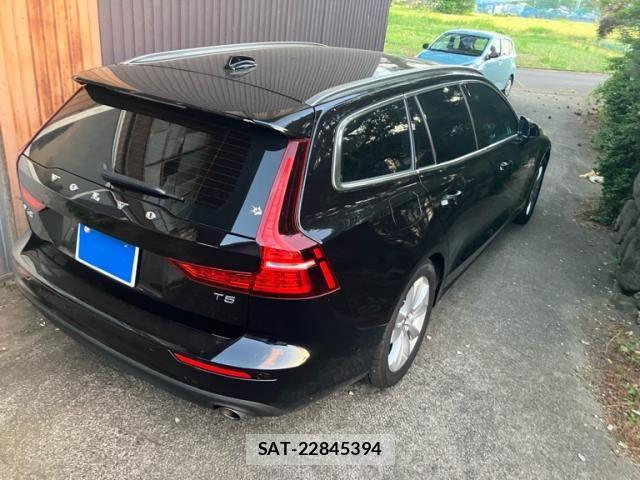 Volvo V60 2020-01 8872366-5