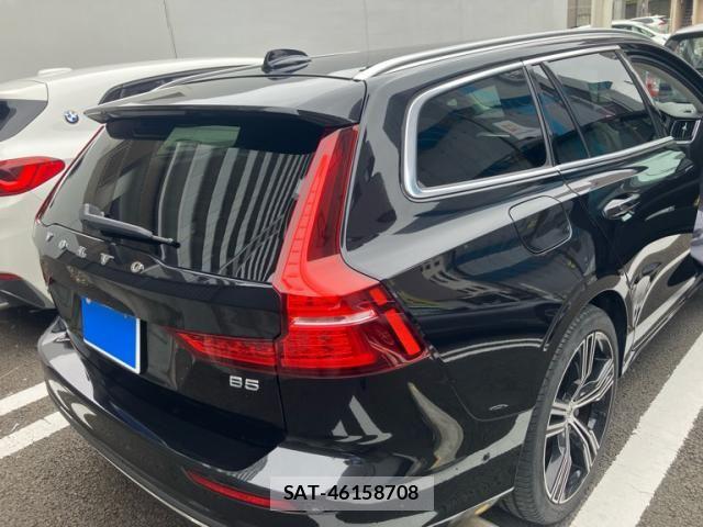 Volvo V60 2021-11 8882842-9