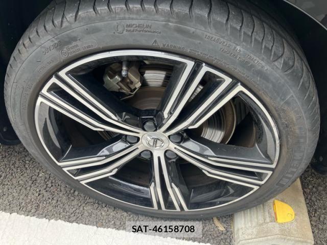 Volvo V60 2021-11 8882842-15