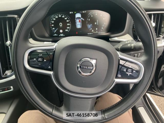 Volvo V60 2021-11 8882842-23